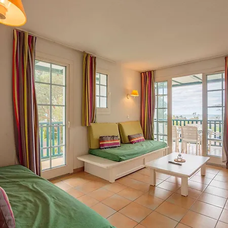 Grand Familial Avec Piscine Pres De Saint-jean-de-luz *